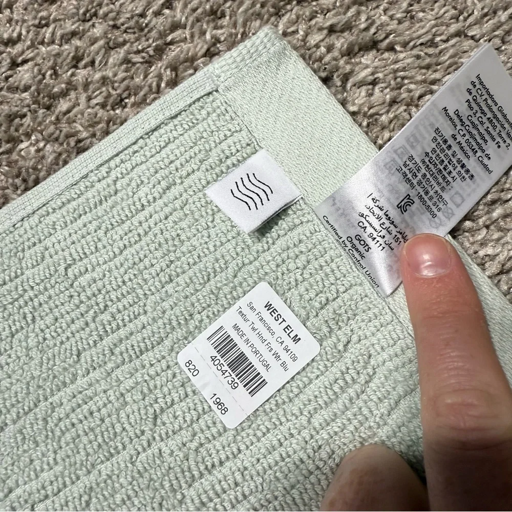 West Elm bundle hand towels LOT 2 organic ribbed fibrosoft green freshwater blue